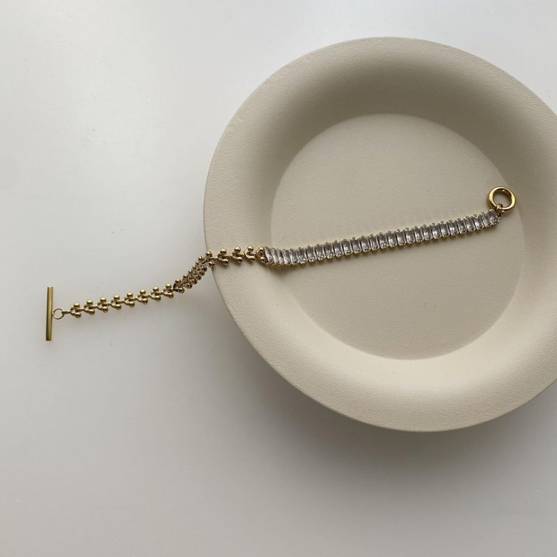 Bransoletka z cyrkoniami B21