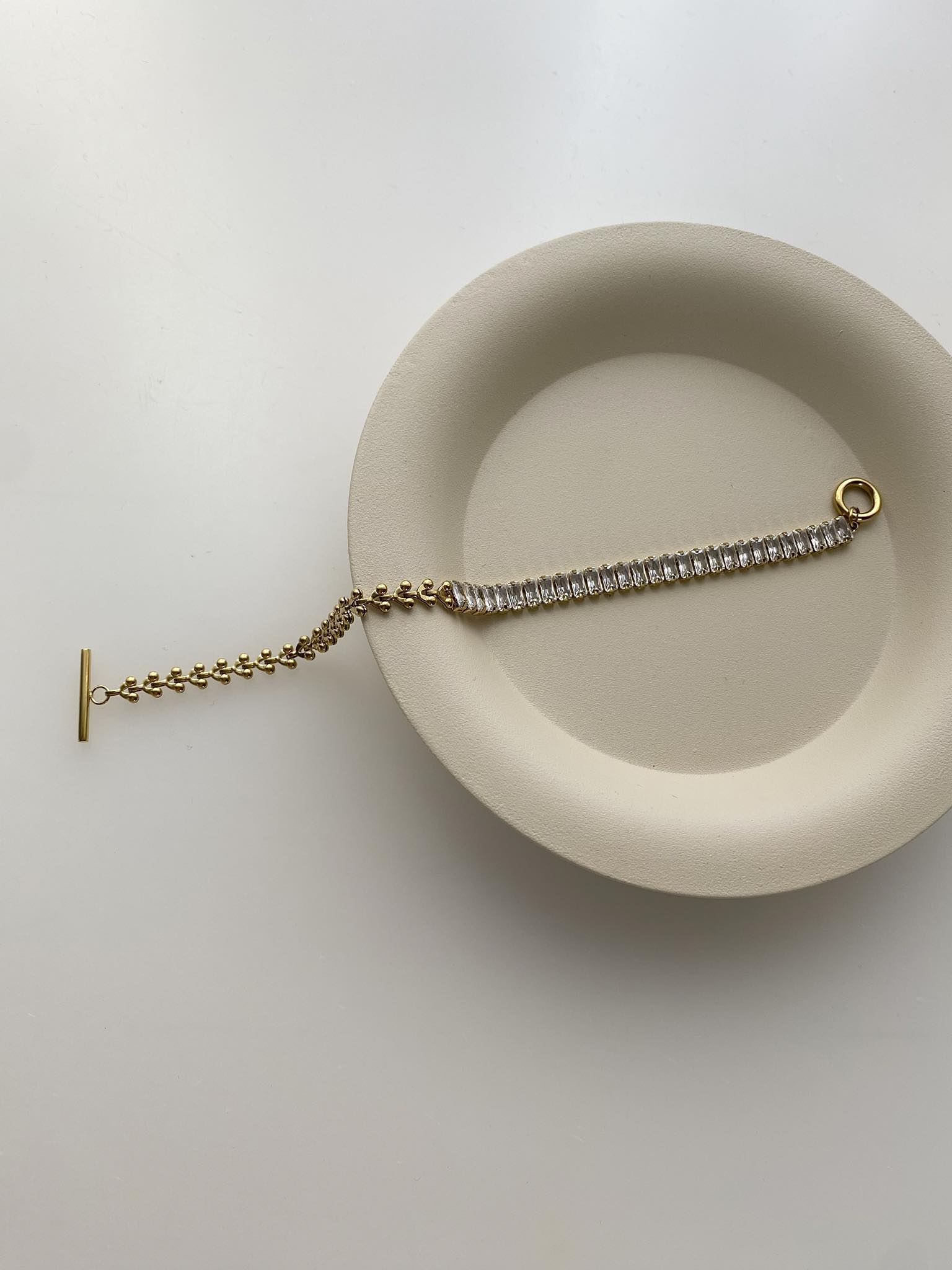 Bransoletka z cyrkoniami B21