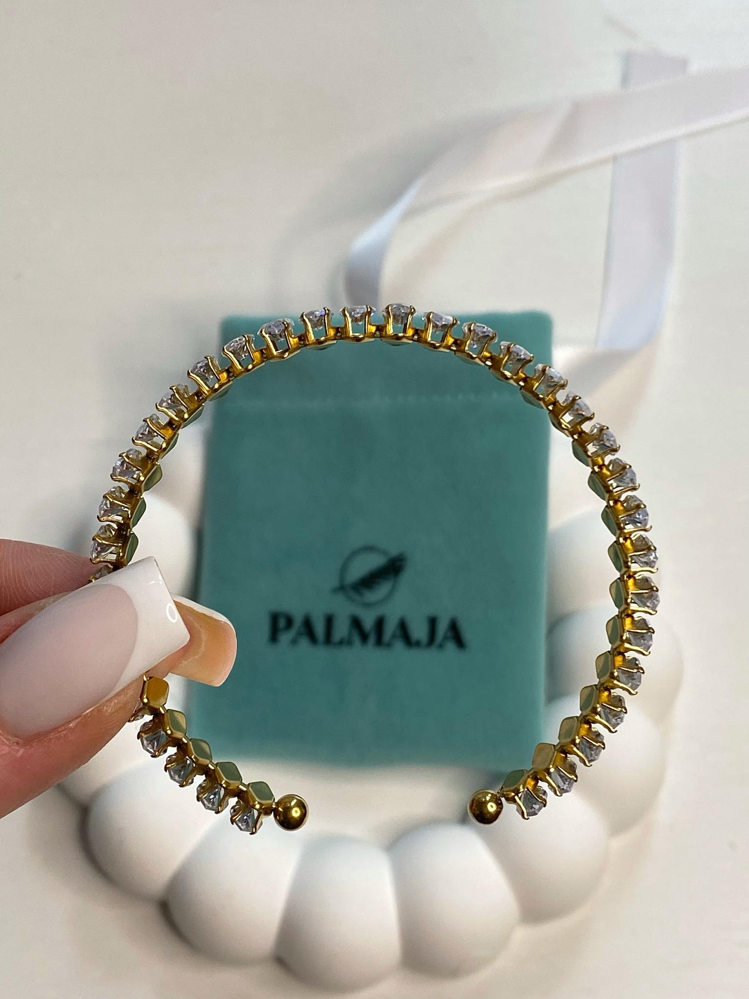 Bransoletka - cyrkonie B27