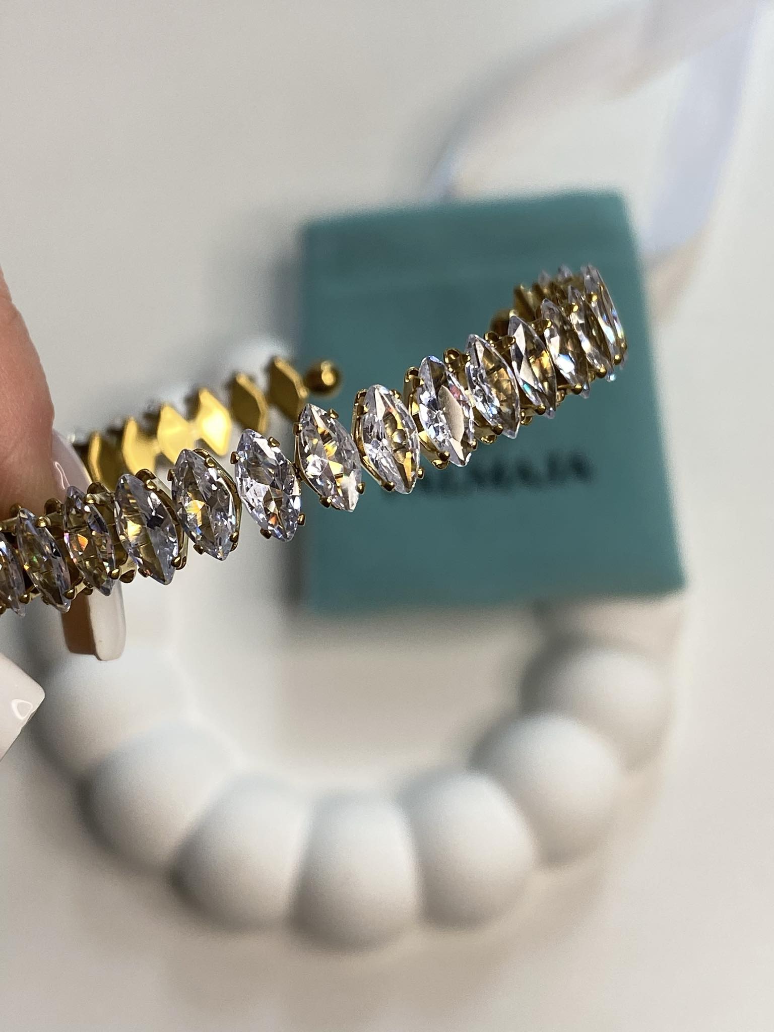 Bransoletka - cyrkonie B27