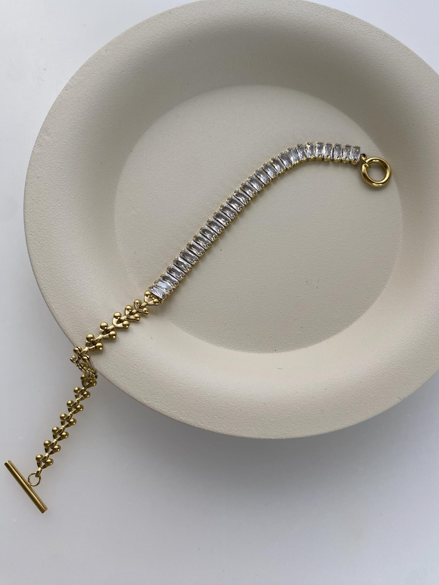 Bransoletka z cyrkoniami B21