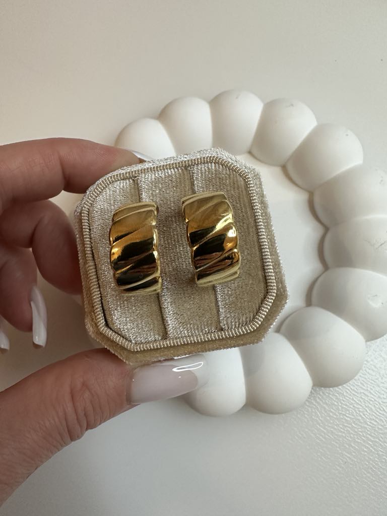 Kolczyki falowane półokrągłe K79