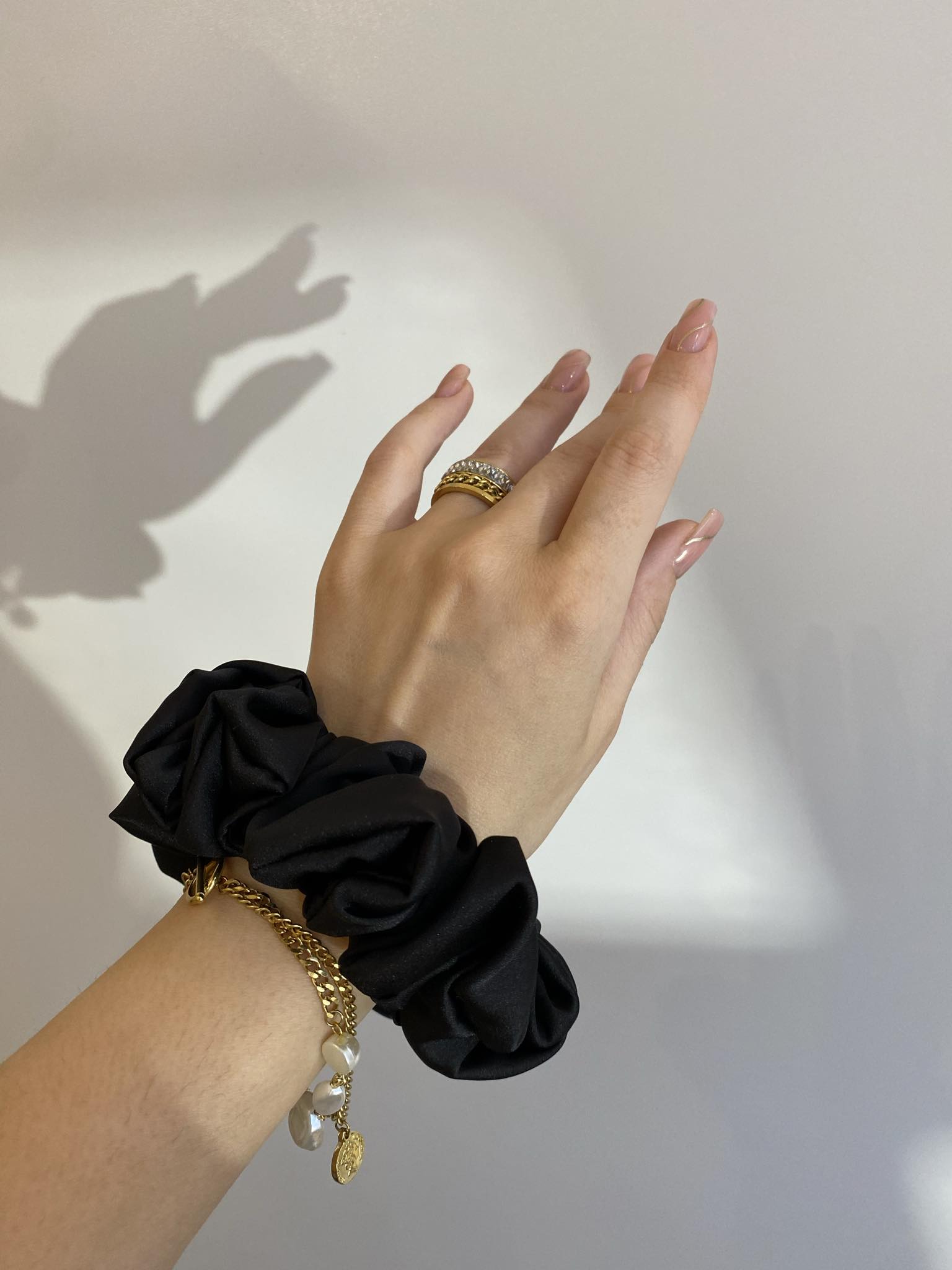 Scrunchie satyna czarna